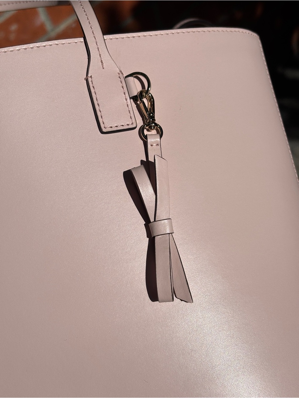 kate spade sawyer street tote - Picture 6 of 8